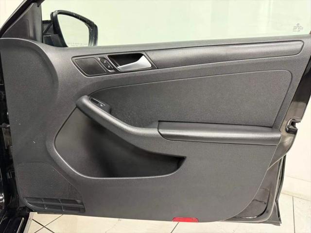 2013 Volkswagen Jetta 2.0L S