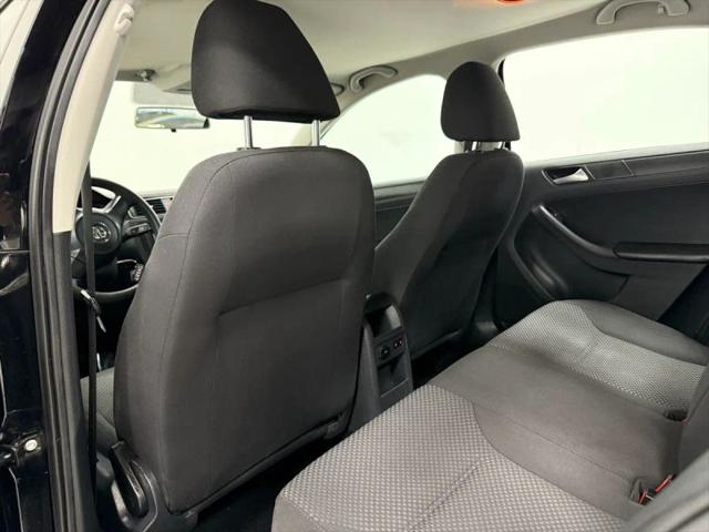 2013 Volkswagen Jetta 2.0L S