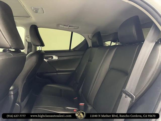 2011 Lexus CT 200h Premium