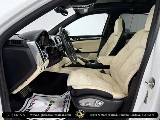 2016 Porsche Cayenne S