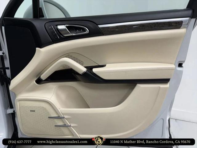 2016 Porsche Cayenne S