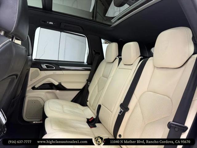 2016 Porsche Cayenne S