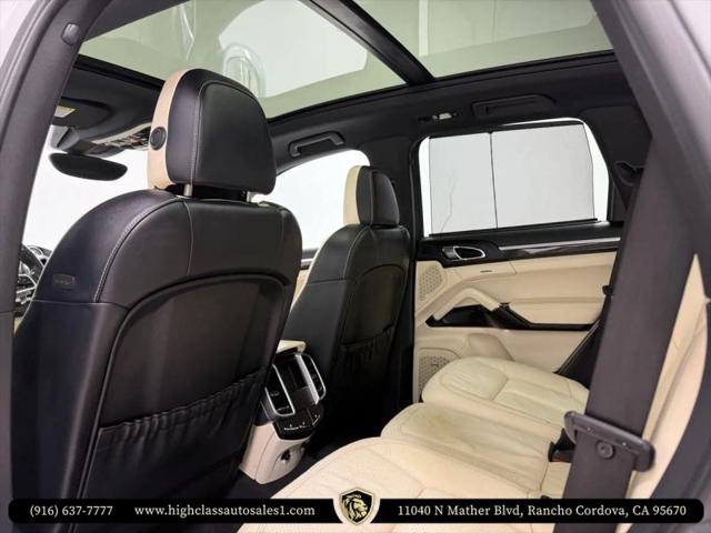 2016 Porsche Cayenne S
