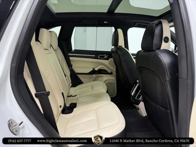 2016 Porsche Cayenne S