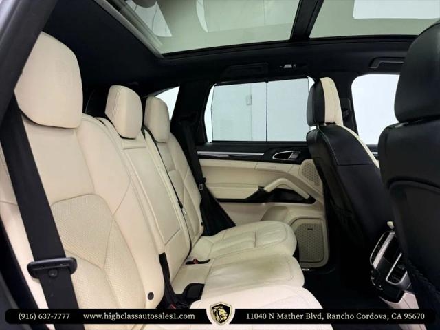 2016 Porsche Cayenne S
