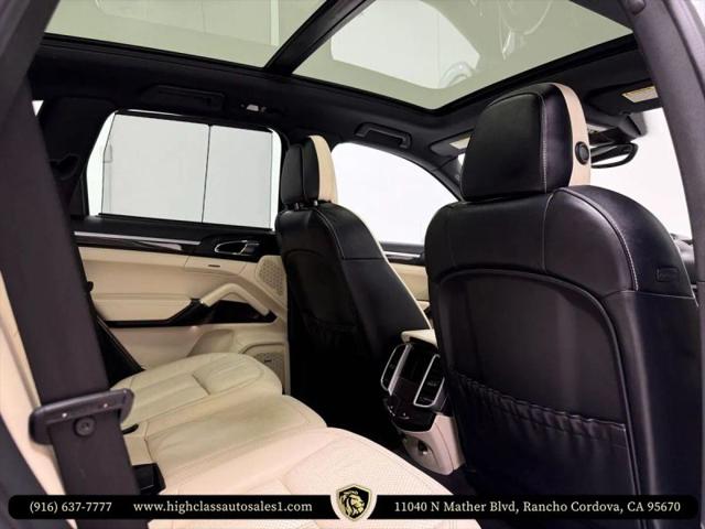 2016 Porsche Cayenne S