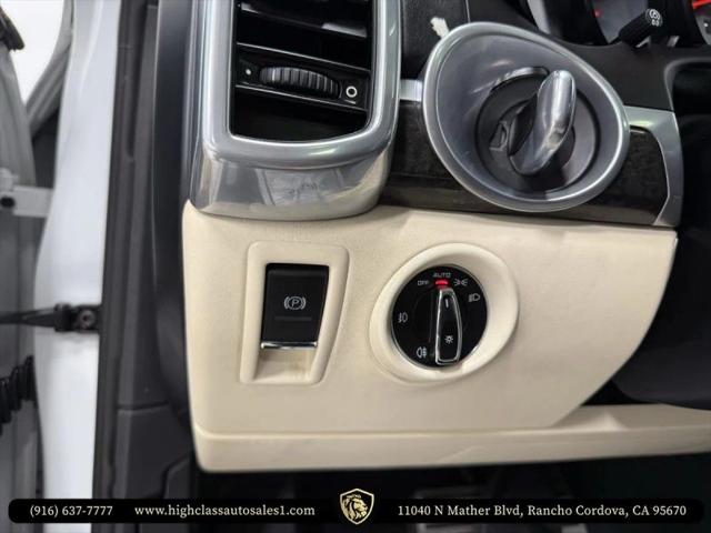 2016 Porsche Cayenne S