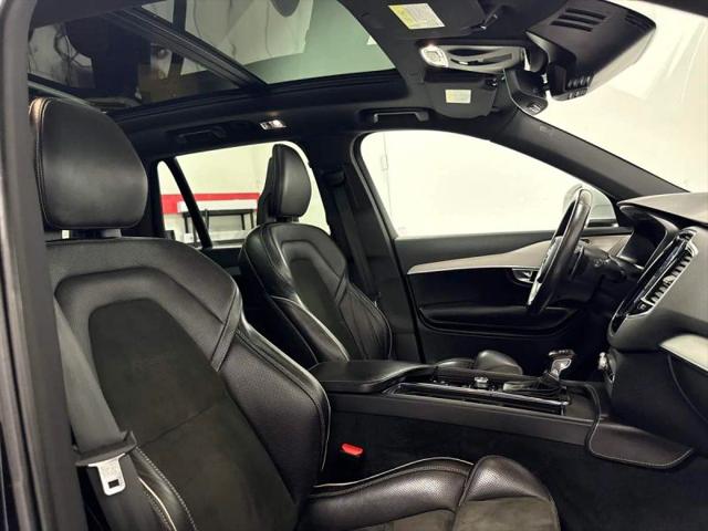 2016 Volvo XC90 T6 R-Design