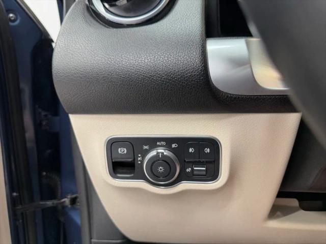 2022 Mercedes-Benz GLB 250