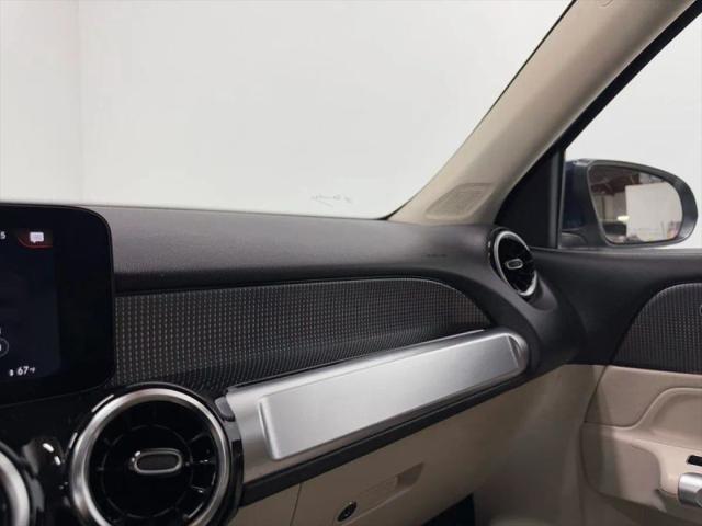 2022 Mercedes-Benz GLB 250