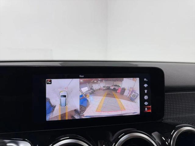 2022 Mercedes-Benz GLB 250