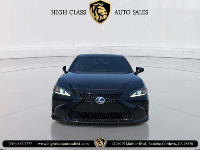 2020 Lexus ES 300h 300h