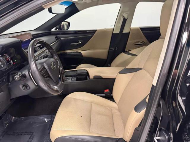 2020 Lexus ES 300h 300h