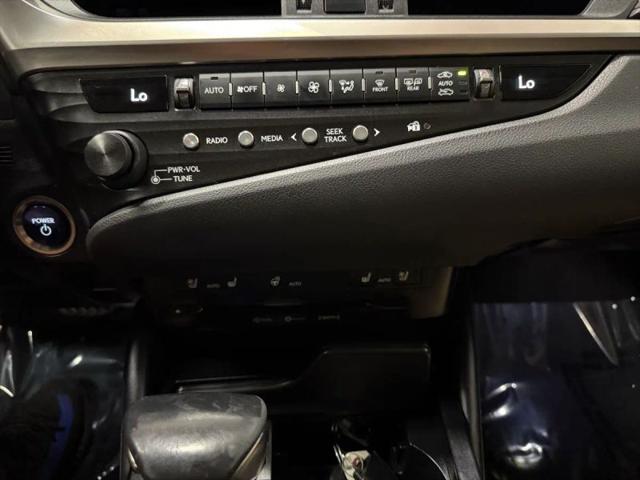 2020 Lexus ES 300h 300h