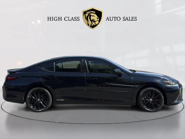 2020 Lexus ES 300h 300h