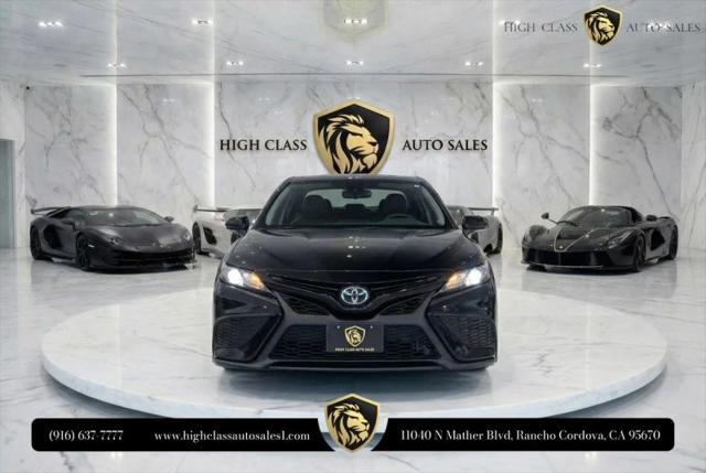2022 Toyota Camry SE AWD