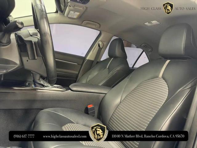 2022 Toyota Camry SE AWD
