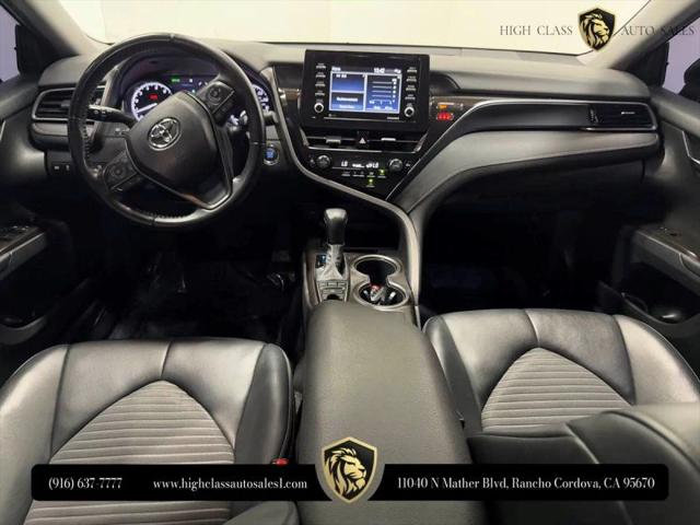2022 Toyota Camry SE AWD