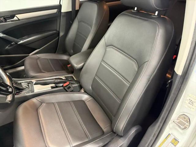 2020 Volkswagen Passat 2.0T SE