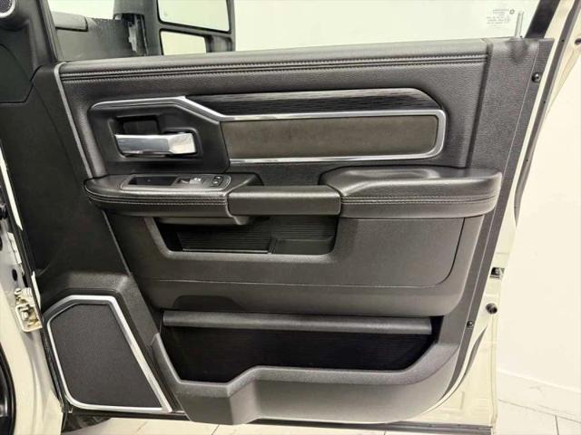 2024 Ram 3500 Laramie Crew Cab 4x4 8' Box