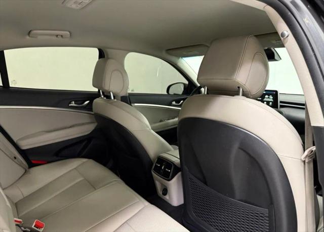 2021 Genesis G70 2.0T RWD