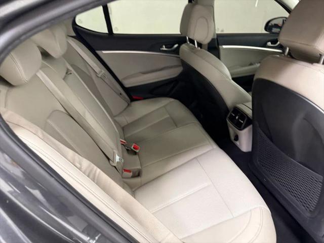 2021 Genesis G70 2.0T RWD