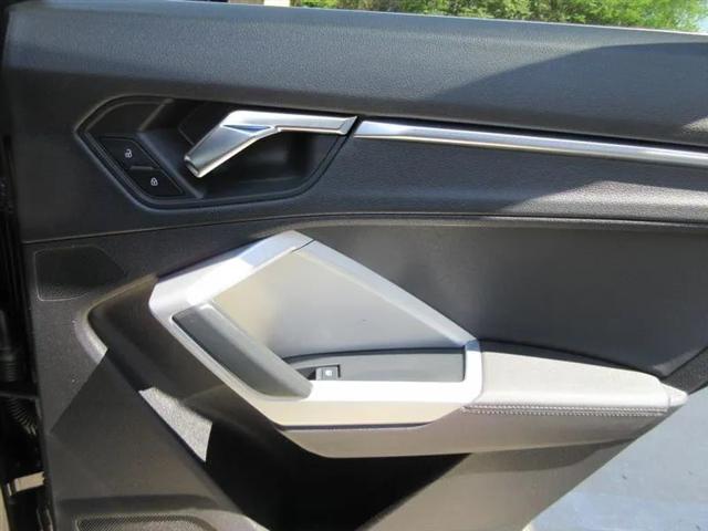 2021 Audi Q3 Premium Plus 45 TFSI S line quattro Tiptronic