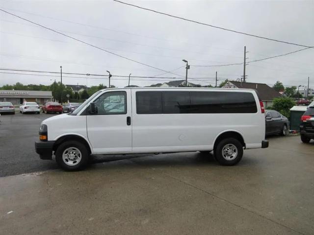 2020 Chevrolet Express Passenger RWD 3500 Extended Wheelbase LS