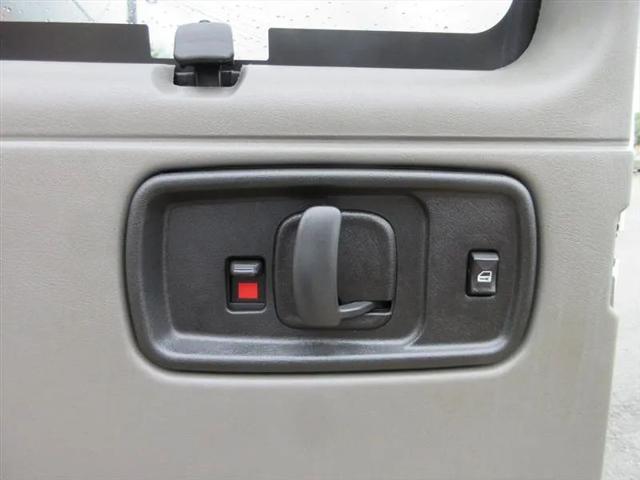 2020 Chevrolet Express Passenger RWD 3500 Extended Wheelbase LS