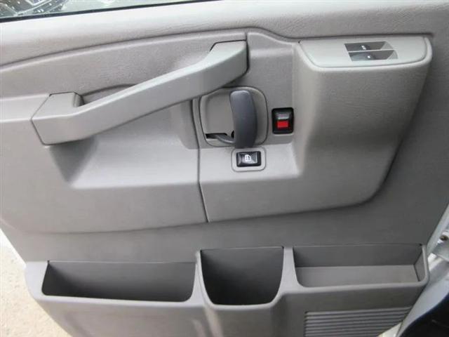 2020 Chevrolet Express Passenger RWD 3500 Extended Wheelbase LS