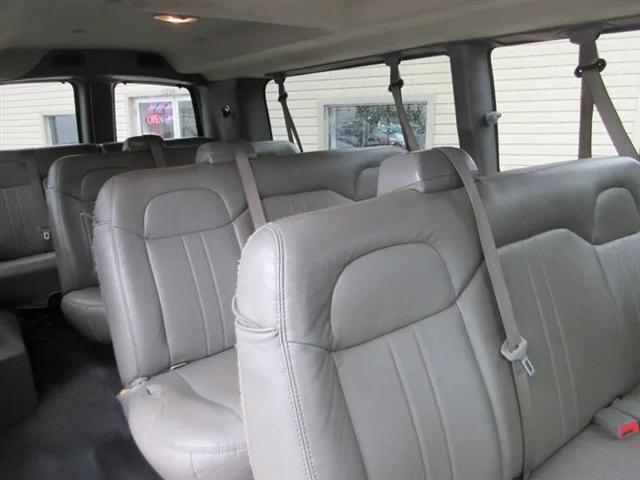 2020 Chevrolet Express Passenger RWD 3500 Extended Wheelbase LS