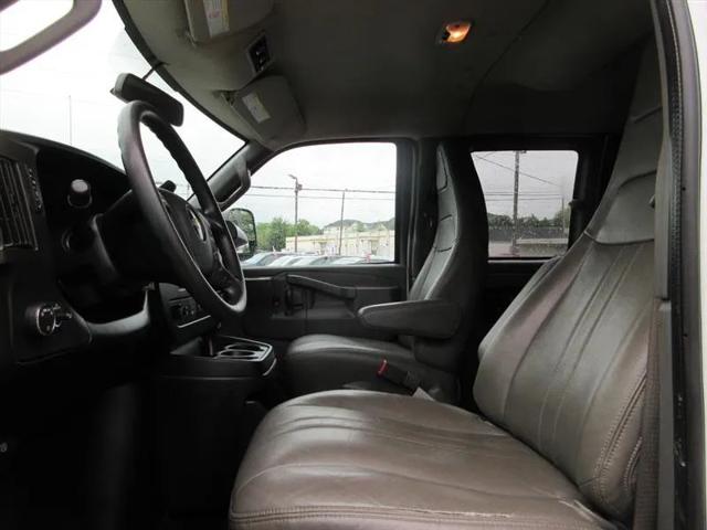 2020 Chevrolet Express Passenger RWD 3500 Extended Wheelbase LS