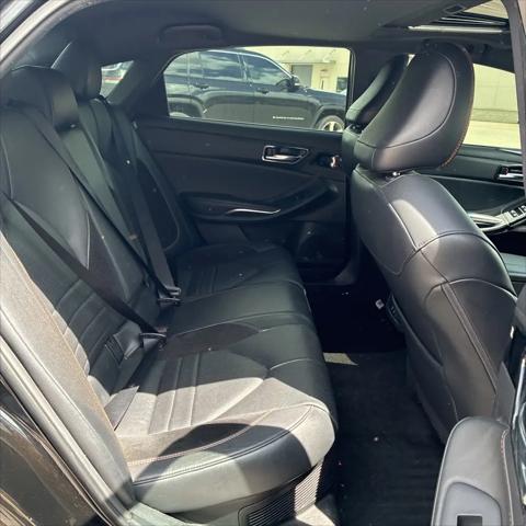 2022 Toyota Avalon XSE Nightshade Hybrid