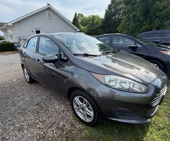 2016 Ford Fiesta SE