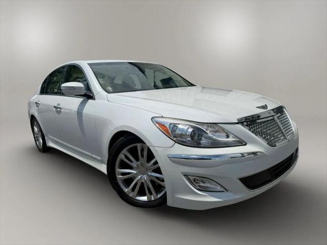 2013 Hyundai Genesis 3.8