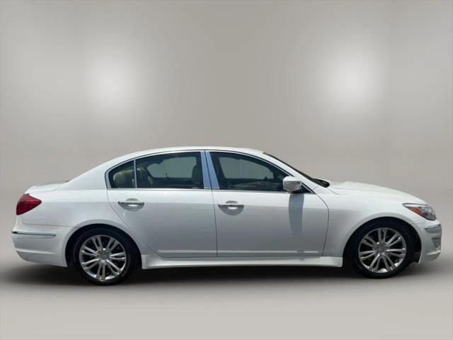 2013 Hyundai Genesis 3.8