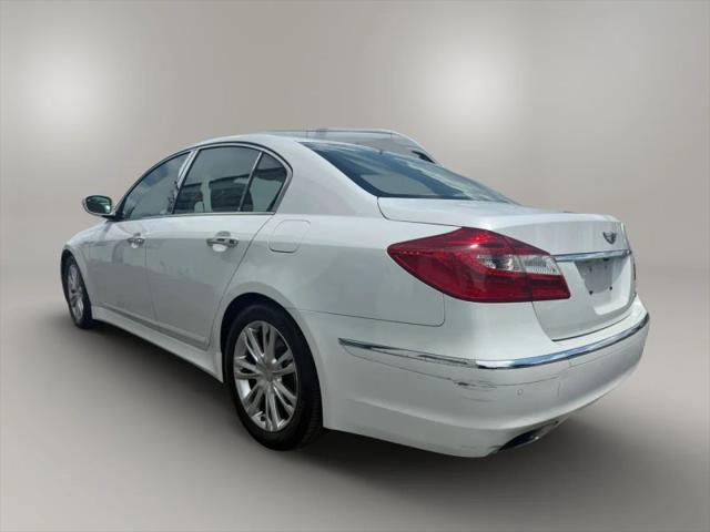 2013 Hyundai Genesis 3.8