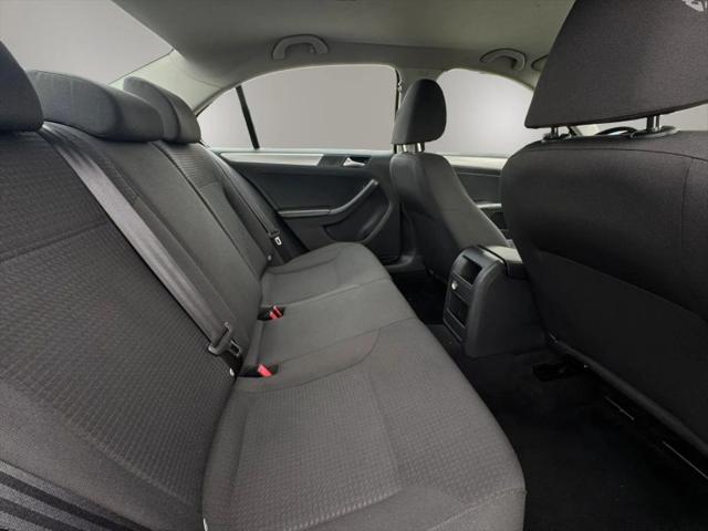 2015 Volkswagen Jetta 1.8T SE