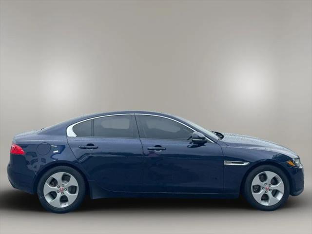 2017 Jaguar XE 25t