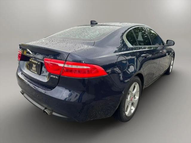 2017 Jaguar XE 25t