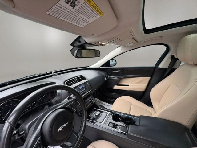 2017 Jaguar XE 25t