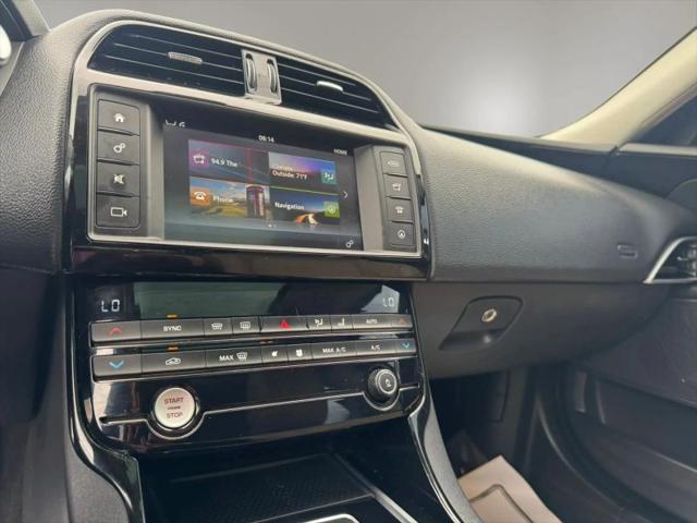 2017 Jaguar XE 25t