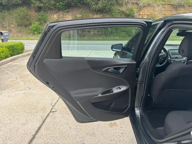 2017 Chevrolet Malibu 1LT