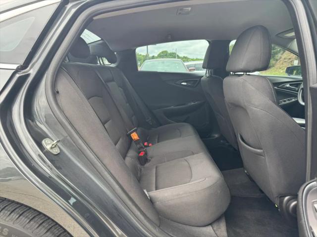 2017 Chevrolet Malibu 1LT