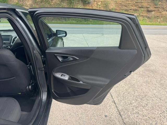 2017 Chevrolet Malibu 1LT