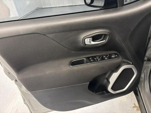 2021 Jeep Renegade Latitude FWD