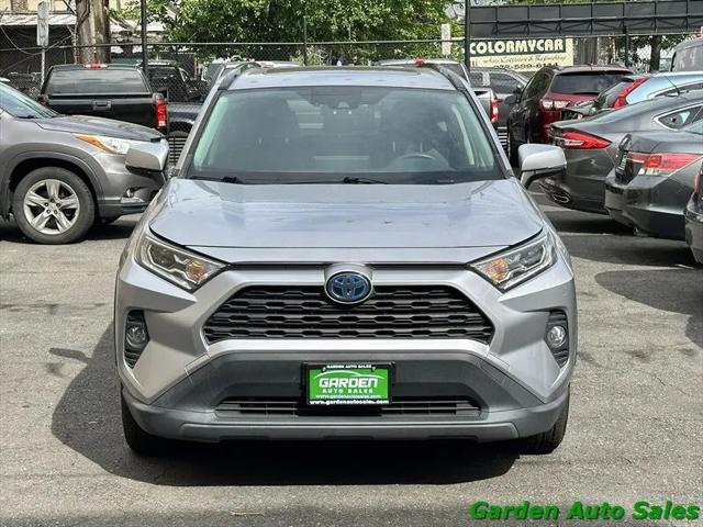 2020 Toyota RAV4 Hybrid XLE