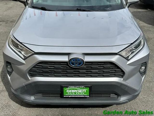 2020 Toyota RAV4 Hybrid XLE