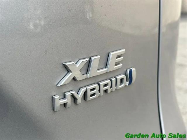 2020 Toyota RAV4 Hybrid XLE
