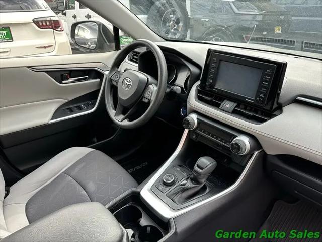 2020 Toyota RAV4 Hybrid XLE